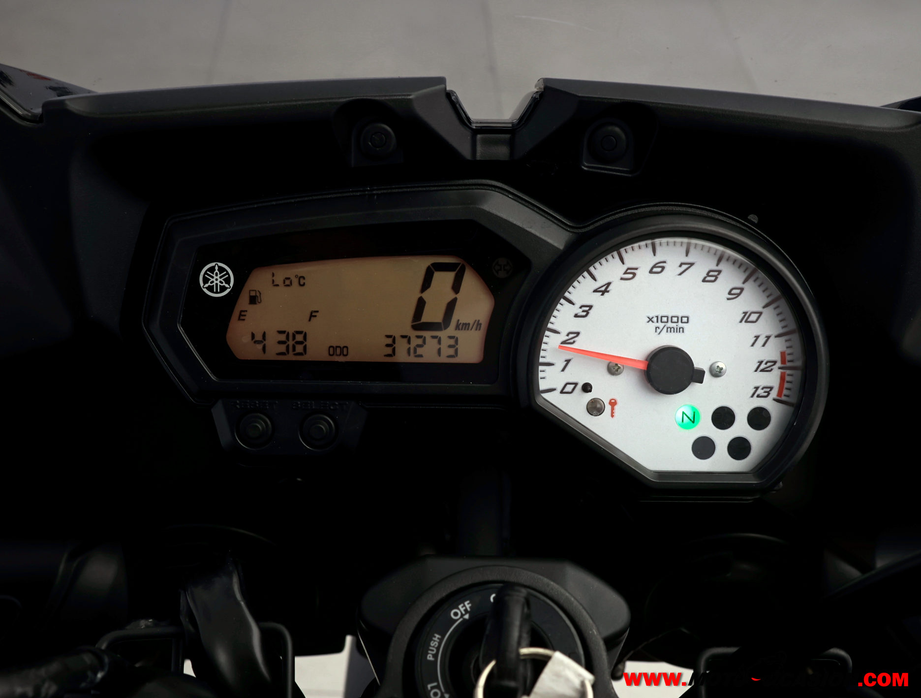 YAMAHA YZF-R1 (copia)