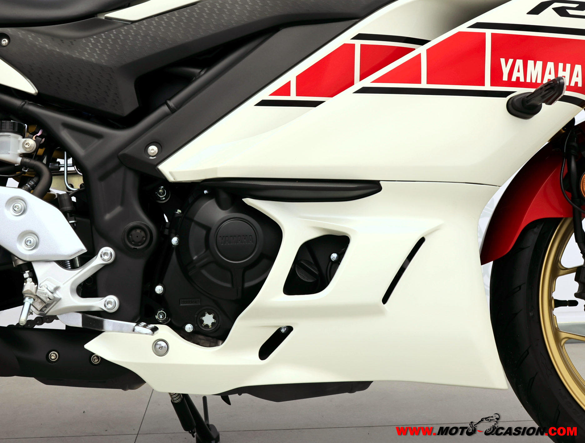 YAMAHA YZF-R3 60th ANNIVERSARY -APTA A2-