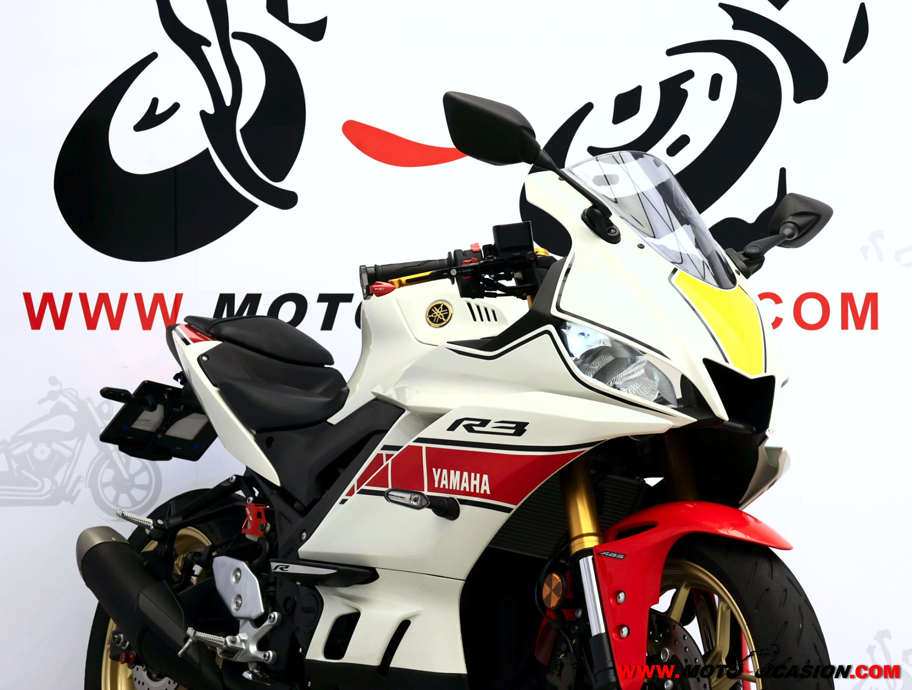 YAMAHA YZF-R3 -APTA A2-