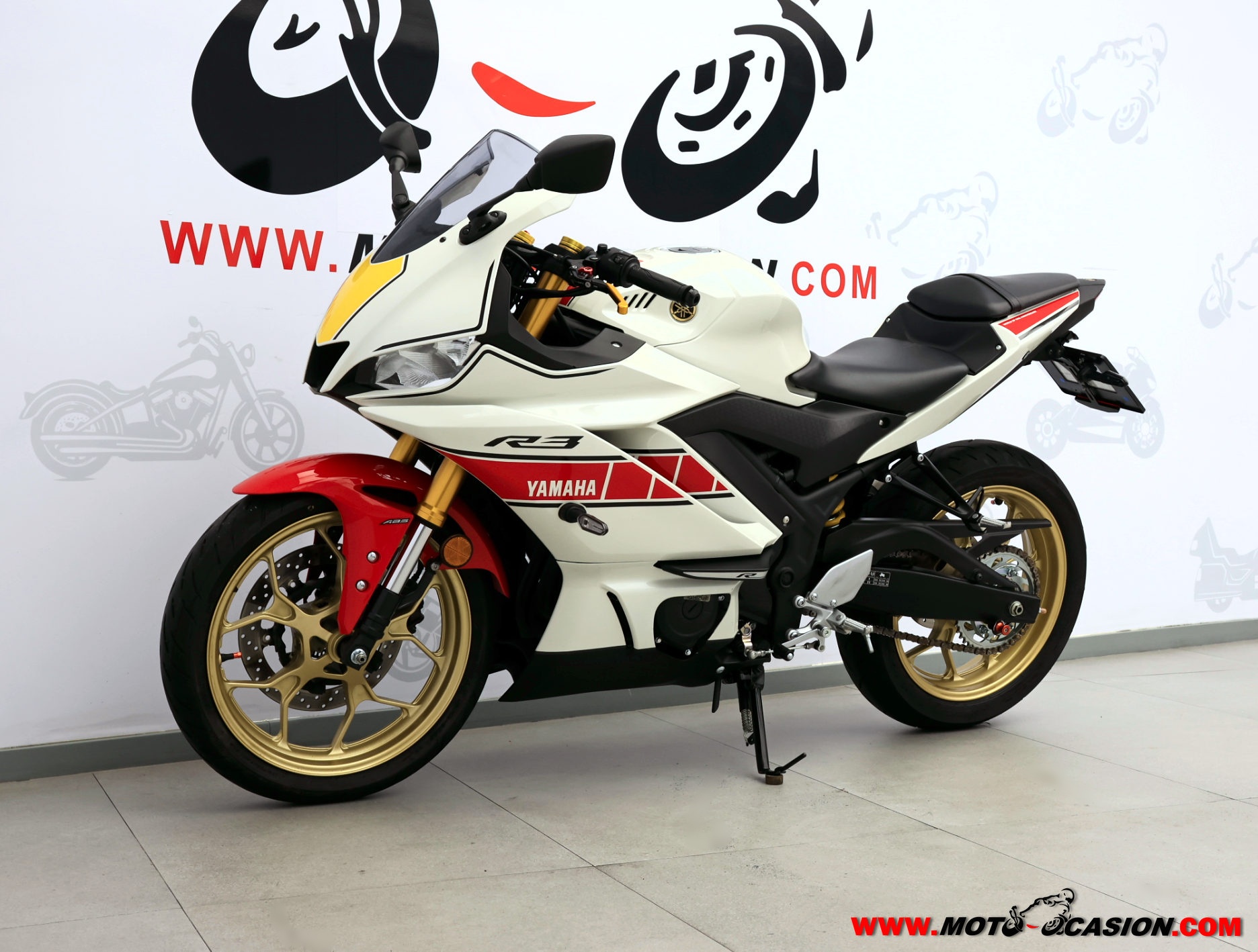 YAMAHA YZF-R3 -APTA A2-